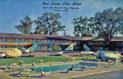 New Lamp Liter Motel, 2515 W. Mineral King Highway Visalia, CA Postcard Postcard