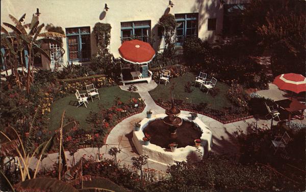 Tropical Patio Garden - Hotel Laguna Laguna Beach California