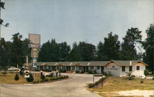 Sunset Motel (In Suwannee River Valley) High Springs Florida