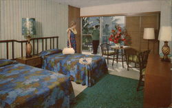 Holiday Isle Hotel Postcard