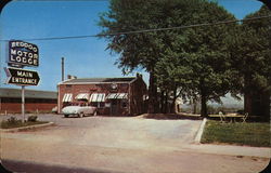 Beddoo's Motor Lodge Postcard