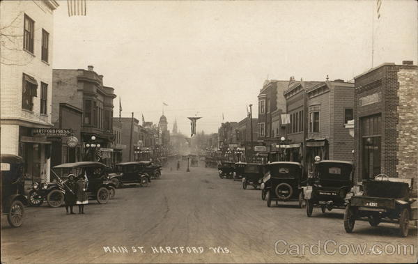 Main Street Hartford Wisconsin