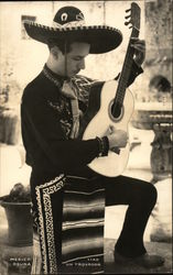 Un Trovador - Mexican Guitarist Un Trovador - Mexican Guitarist