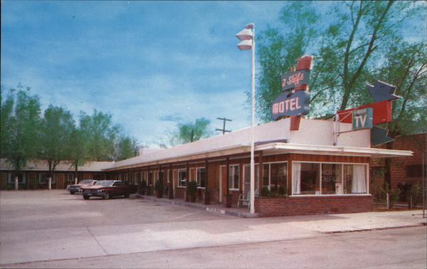 Two Stiffs Selling Gas and Motel Lovelock Nevada