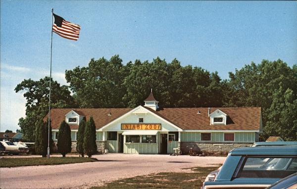 Niabi Zoo Moline Illinois