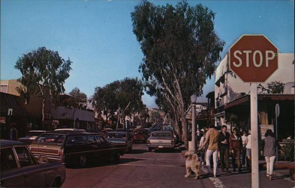 Sunday Afternoon on Marine Ave. Balboa Island California