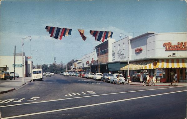 Lakewood Triangle California