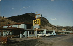 6 and 40 Motel Postcard