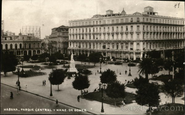 Parque Central y Manz. de Gomez Havana Cuba