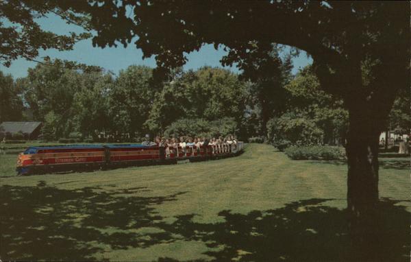 Riverview Amusement Park - Miniature Train Chicago Illinois