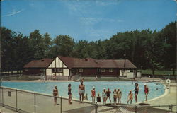 Read Park - Swimming Pool and Bathhouse Postcard