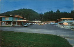 Smokey Mountain Plaza Motel Gatlinburg, TN Postcard Postcard Postcard
