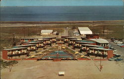 Sandy Retreat Resort Motor Hotel & Driftwood Inn Restaurant Postcard