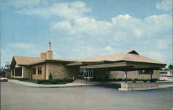 Surmas Country Club Restaurant Postcard