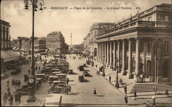 Place de la Comedie - Le Grand Theatre Bordeaux France