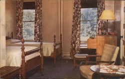 Guest Room, Boone Tavern, Berea College Postcard