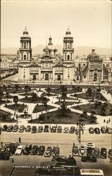 Catedral Y Zocalo Postcard