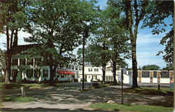 The Stowe House And Motor Inn, 63 Federal Street Postcard