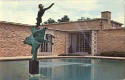 Des Moines Art Center Postcard