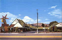 Lunt Motel, 525 E. 4th South Postcard