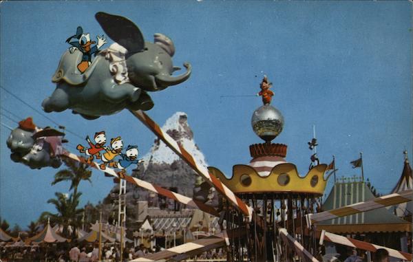 Flying Dumbo, Fantasyland Disney