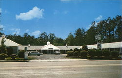 Colonial Motel Williamsburg, VA Postcard Postcard Postcard
