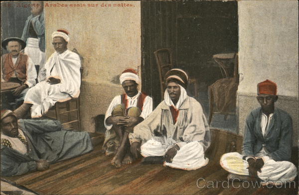 Arabes Assis Sur Des Nattes