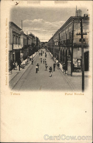 Street scene in Mexico Toluca