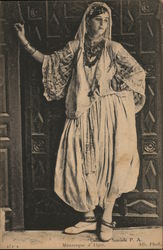 Mauresque d'Alger Postcard