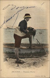 Parqueuse d'Hultres Postcard