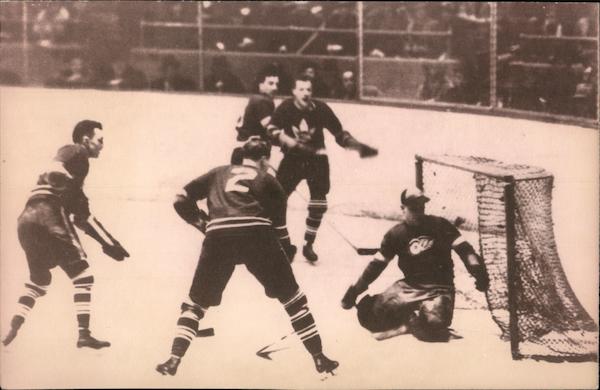Toronto's Maple Leafs vs Detroit's Red Wings Hockey