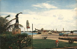Clearwater Public Beach Looking North to the Municipal Pier Clearwater Public Beach Looking North to the Municipal Pier