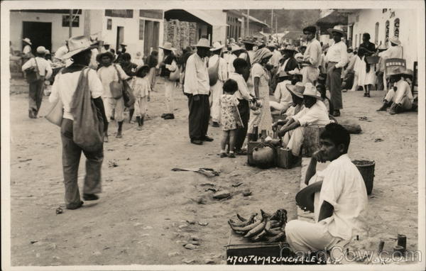 Street Scene in Tamazunchales, Mexico - 1930's
