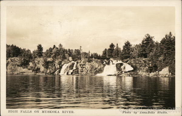 High Falls on Muskoka River (Photo by AnnaBelle Studios) Canada