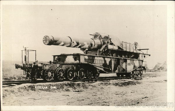 Huge German gun on Railroad Car Military