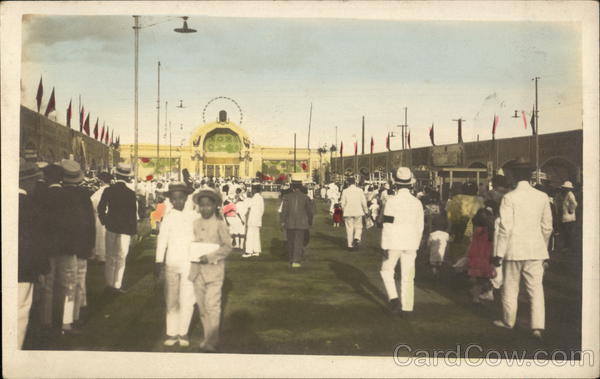 African Americans Walking the Boardwalk - Expo? Black Americana