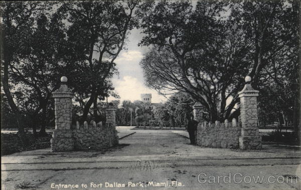Entrance to Fort Dallas Park Miami Florida