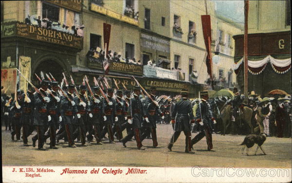Alumnos del Colegio Militar Mexico