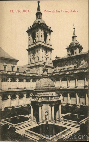 EL ESCORIAL - Patio de los Evangelistas San Lorenzo de El Escorial Spain