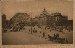 Munchen - Karirplatz mit alten Justriplazt u. Nurnanbrunnen Munchen - Karirplatz mit alten Justriplazt u. Nurnanbrunnen