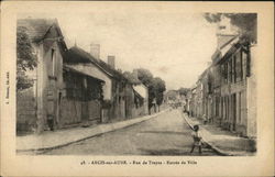 Rue de Troyes Postcard