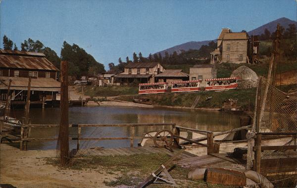 Universal Studios - Singapore Lake and the famous Psycho house Universal City California