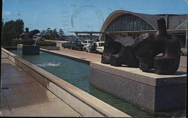Henry Moore Sculptures St. Louis Missouri