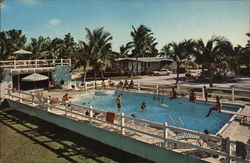 The Colony resort motel, cottages and deluxe one bedroom suites. Postcard