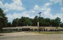 Suwanee River Court Postcard