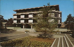 Susan More and Frederick Whiley Hiles Library, Radcliff College Susan More and Frederick Whiley Hiles Library, Radcliff College