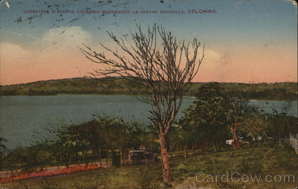 carretera a puerto colombia bordeando la laguna savanilla, Colombia