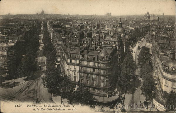 Le Boulevard Henri V et la Rue Saint-Antoine Paris France