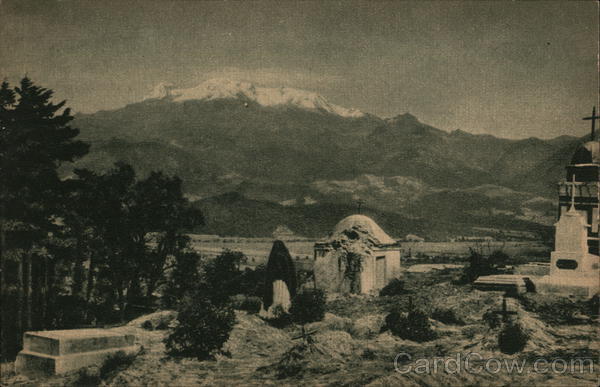 El ixtaccihulat desde el Sacromonte, Amecameca Mexico