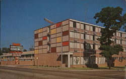 Downtowner Motor Inn Muskegon, MI Postcard